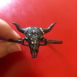 AMAZING Jeweled Longhorn Skull Bracelet! UT fans?!